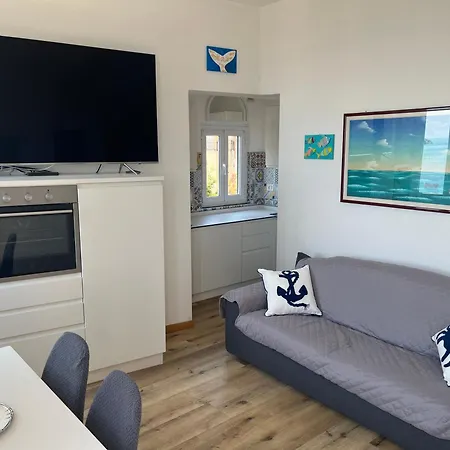 Sea View - La Perla Sul Mare Con Box Auto